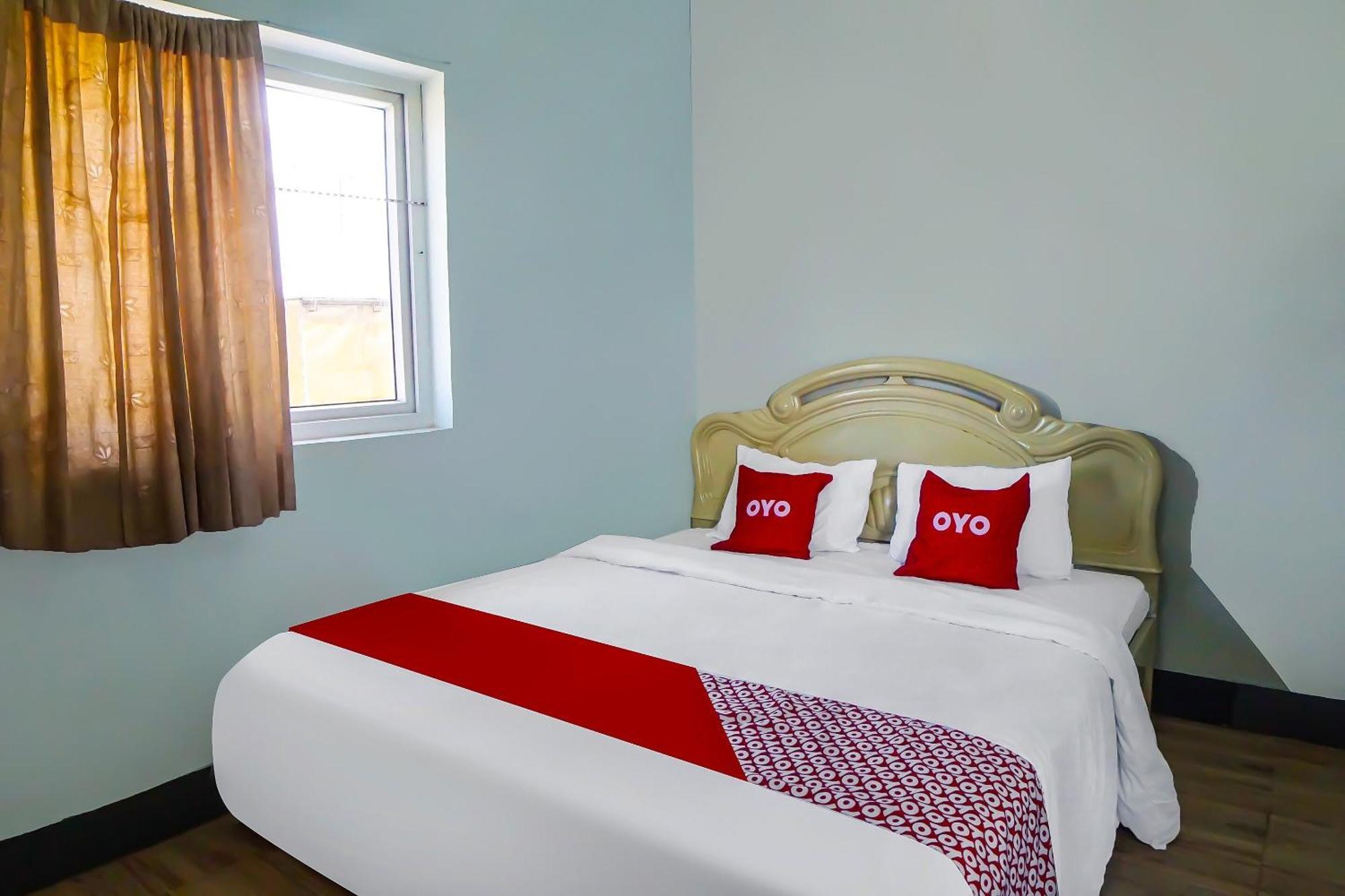 Oyo 92235 Guesthouse Rantang Medan Luaran gambar